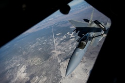 F-15 refueling