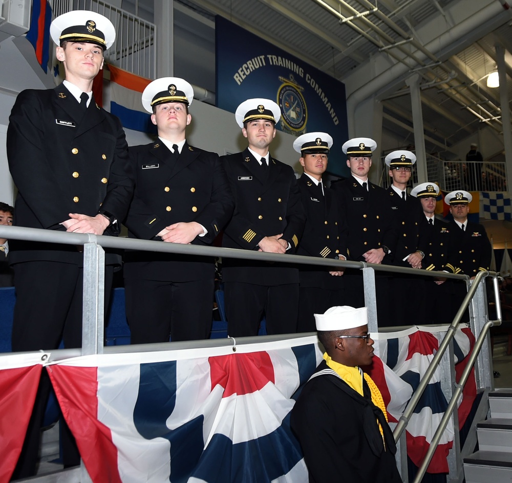 University of Illinois NROTC recruits attend capping ceremony