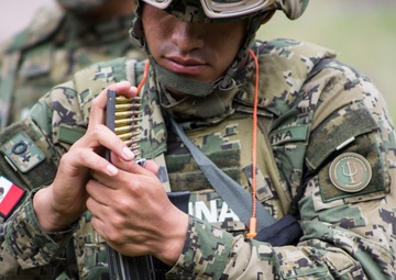 Mexican Marines prepare for Rifle Range