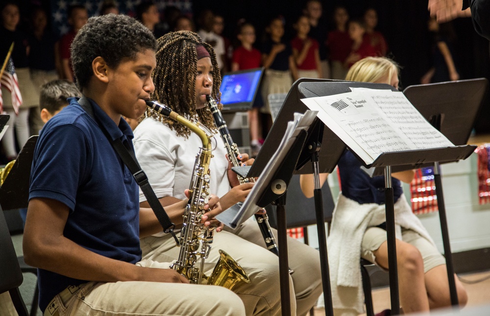 Bolden students provide entertainment, say thank you to local veterans