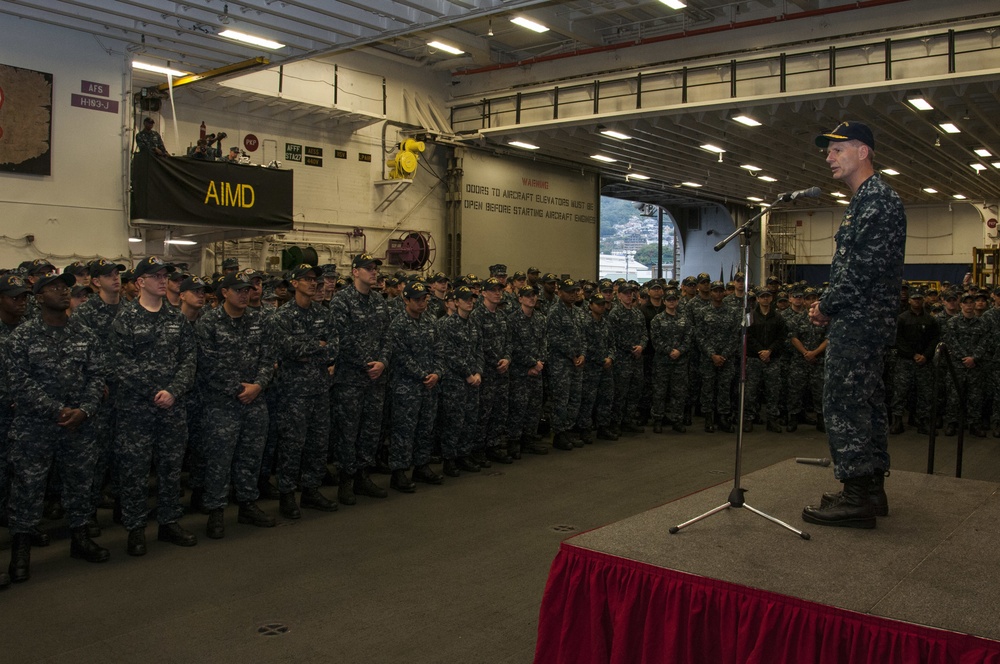 C7F visits USS Bonhomme Richard