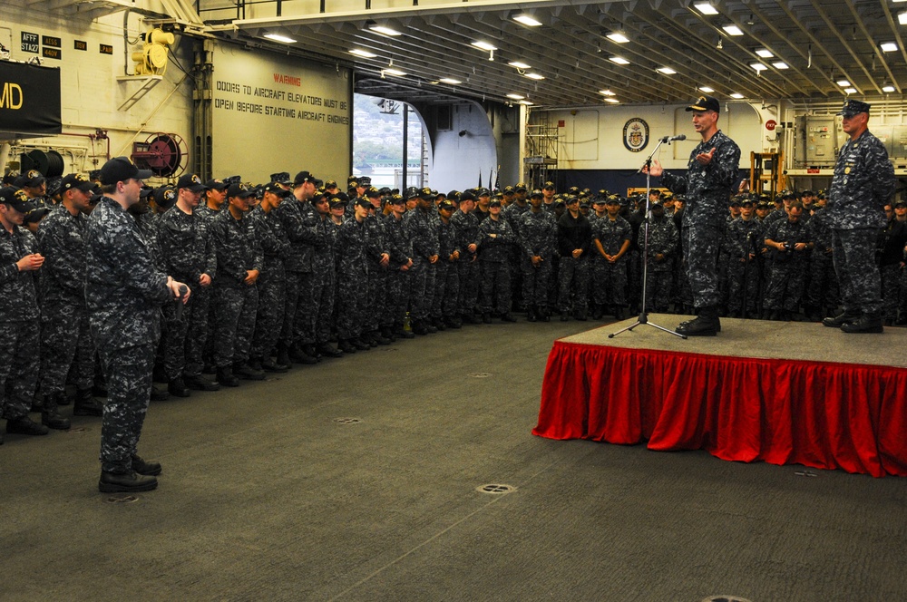 C7F visits USS Bonhomme Richard