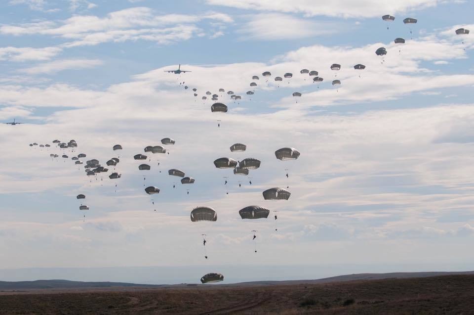 30th MED BDE synchronizes medical efforts with NATO allies at TJ15 for 82nd ABN DIV jump