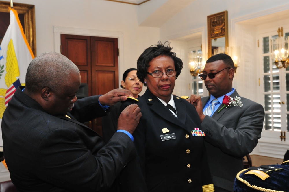 Howell promoted to brigadier general (VI)