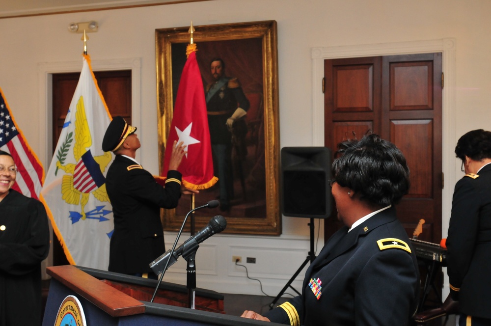 Howell promoted to brigadier general (VI)