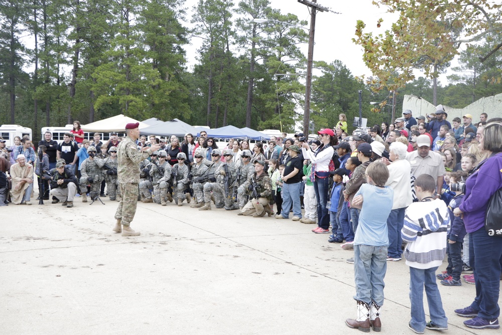 JRTC Ops Group hosts ‘box’ tour and Tiger Land return