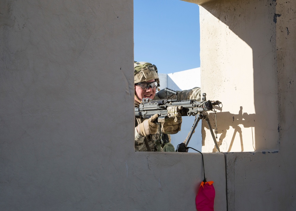 Soldiers assault an enemy stronghold in California