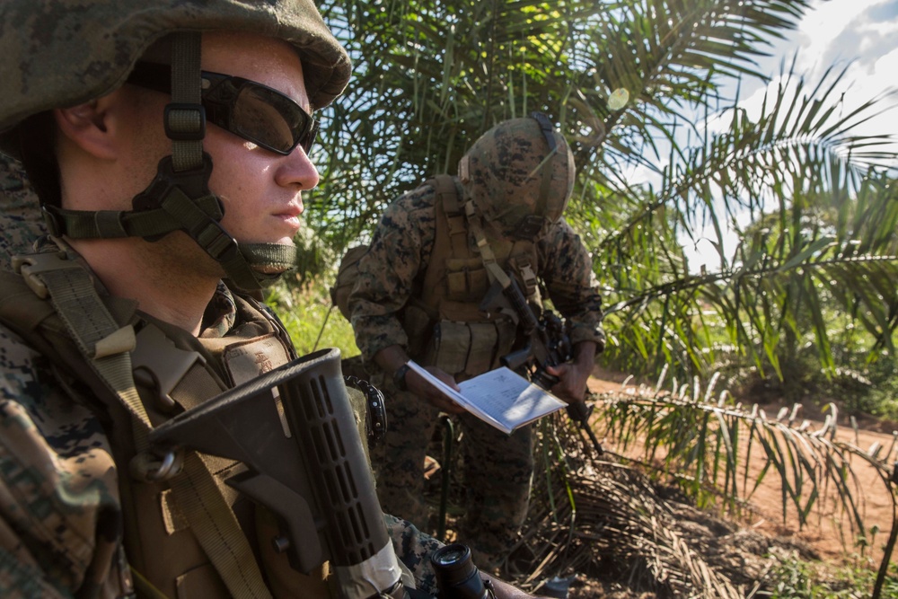 U.S. Marines teach law enforcement tactics during MALUS AMPHEX 2015