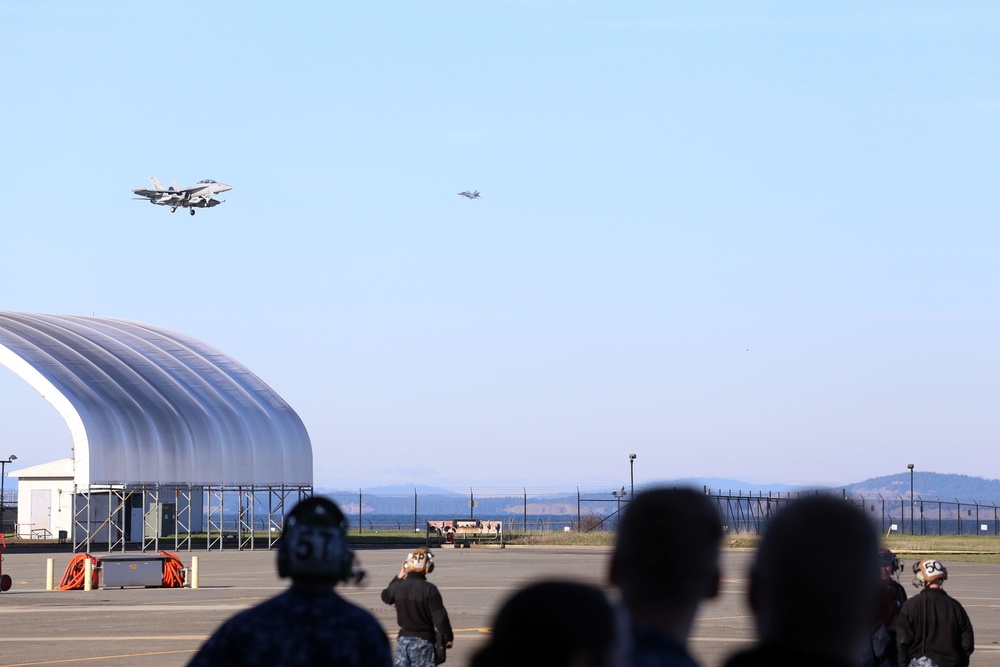 VAQ 137 returns from deployment