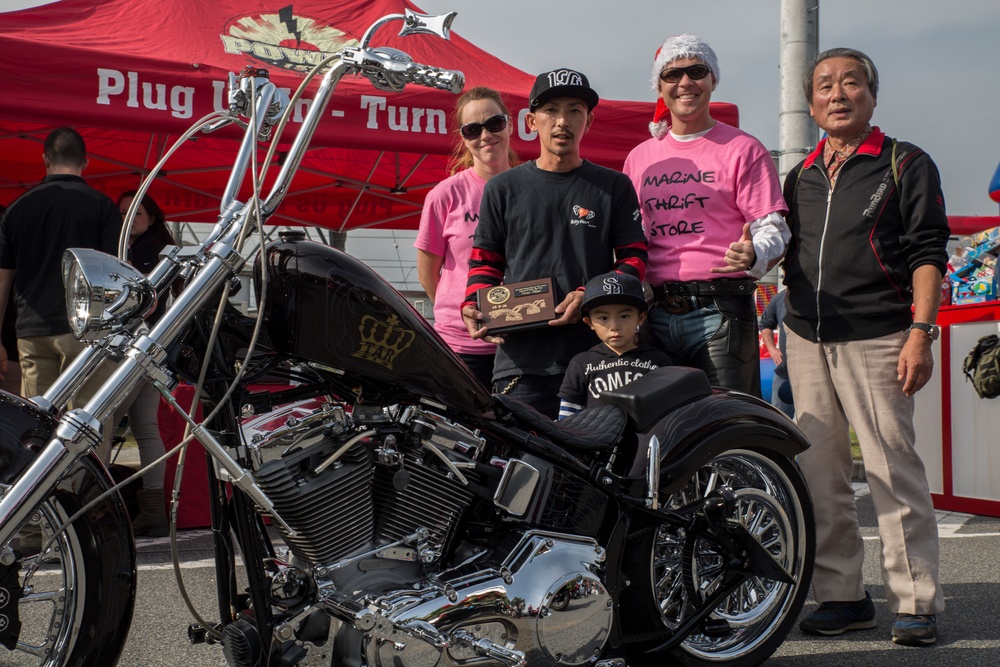 Motorcycle riders kick off toy drive