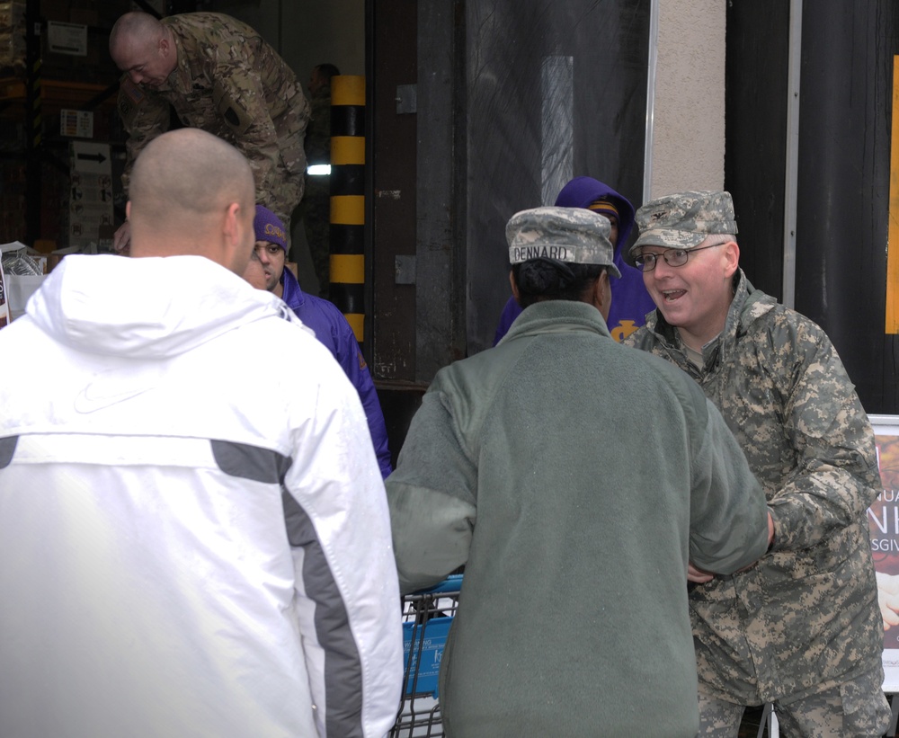 KMC gives thanks, Thanksgiving meals to young troops