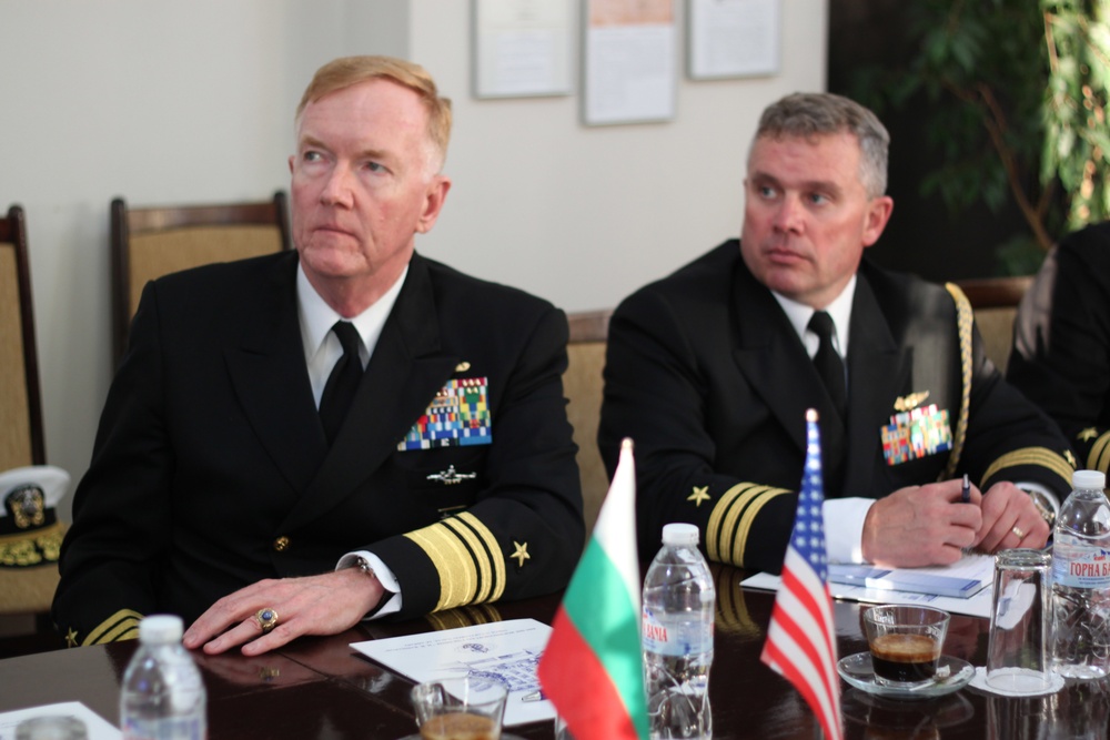 6th Fleet commander visits Bulgaria