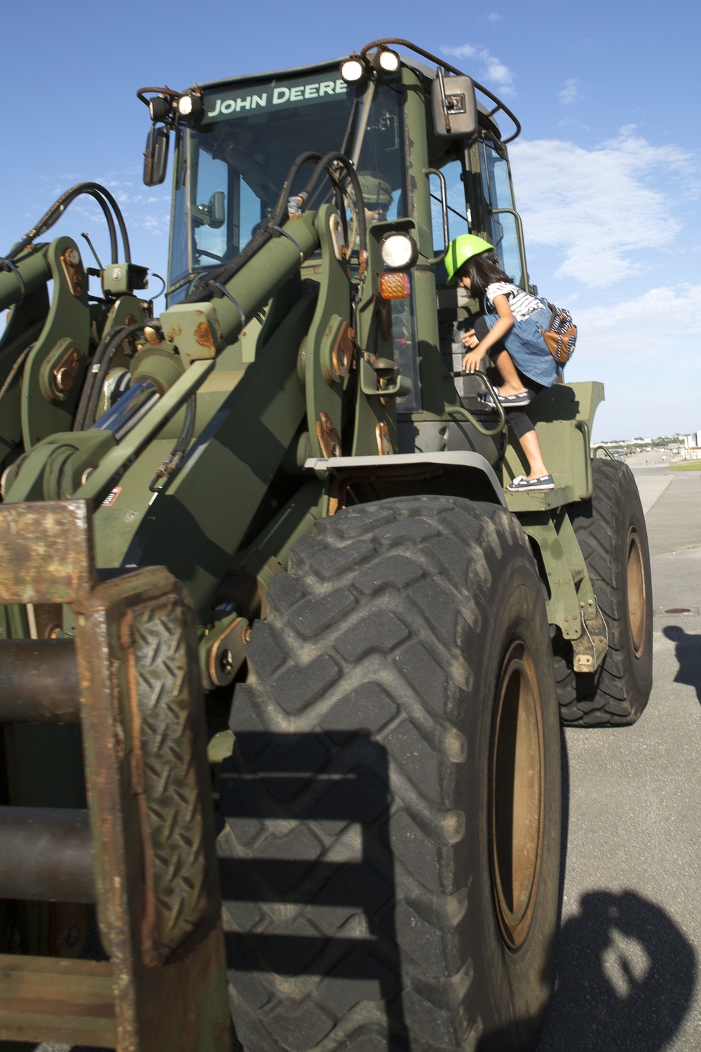 Okinawa residents tour chow hall, flight line on MCAS Futenma