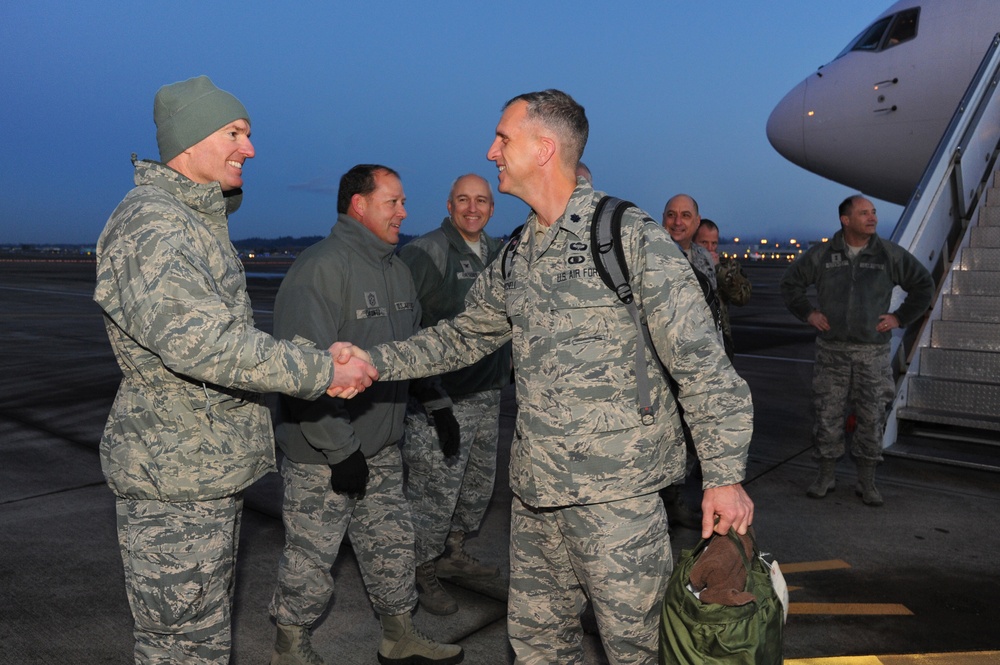 Oregon Airmen return from deployment