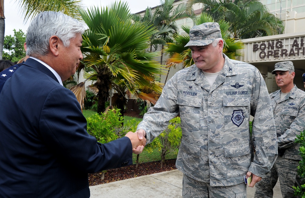 Pacific Air Forces hosts Japanese minister of defense during PACOM tour