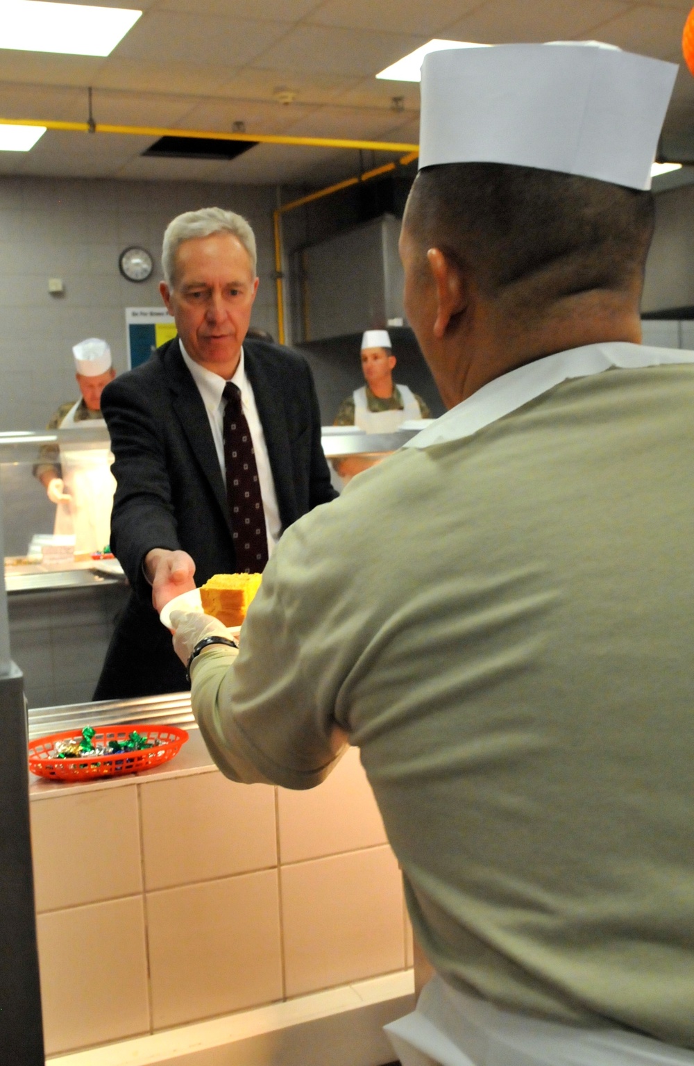 US ambassador to Romania serves soldiers on Thanksgiving