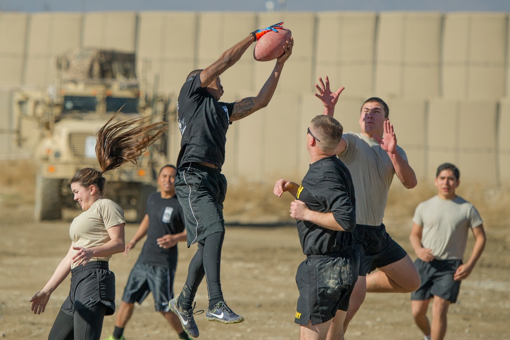 Florida Army, Air Force National Guard kick off Thanksgiving with 'Turkey Bowl'