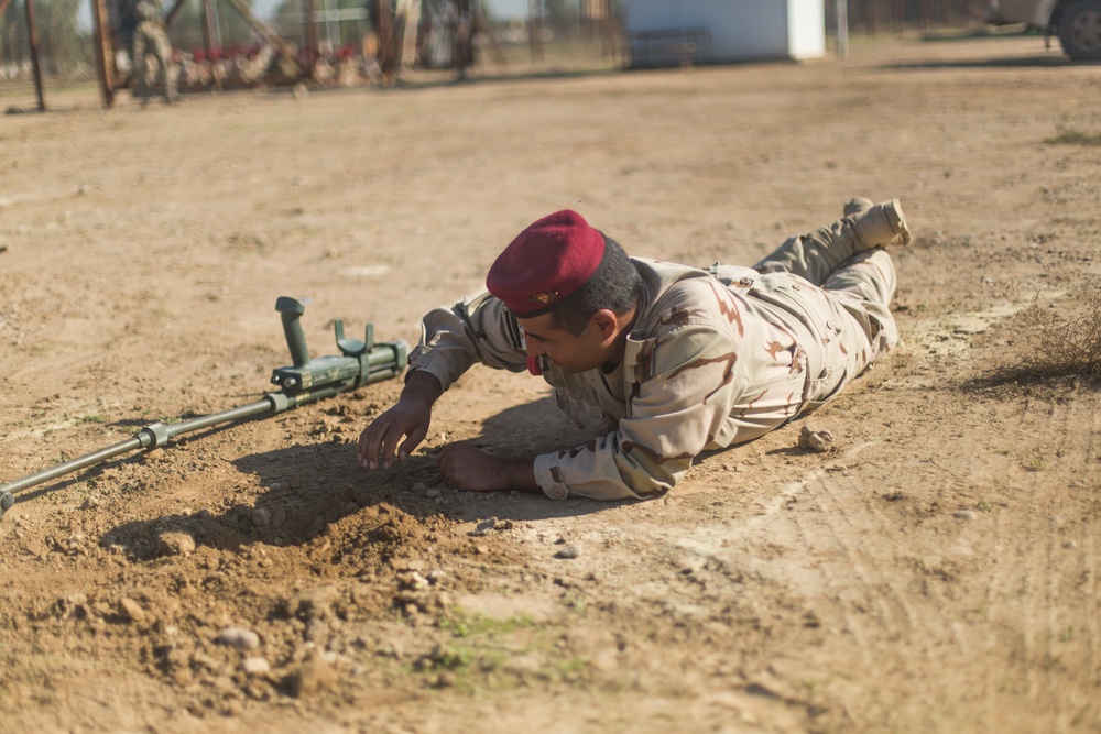 Iraqi soldiers take part in a range and urban operations training