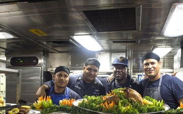 Thanksgiving aboard USS Fort Worth (LCS 3)