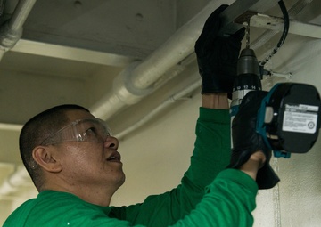 A bunch of 'air' heads - O2N2 plant