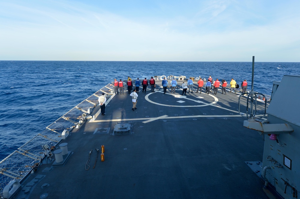 USS Ross sailors conduct flight quarters