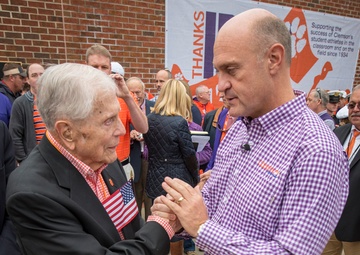 Clemson president greets WWII hero