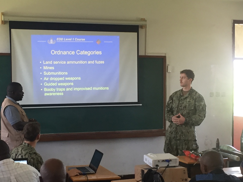 Police force training in Mozambique