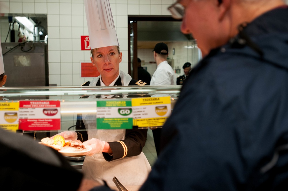 30th Medical Brigade serving Thanksgiving lunch at Kleber Kaserne DAFC, Germany