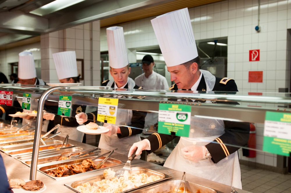 30th Medical Brigade serving Thanksgiving lunch at Kleber Kaserne DAFC, Germany