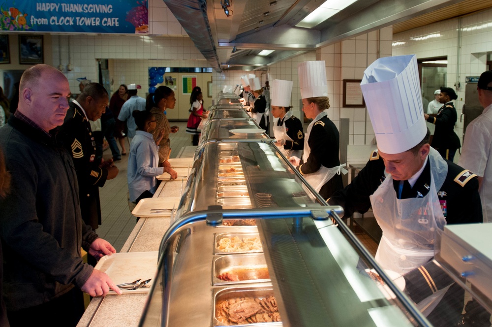 30th Medical Brigade serving Thanksgiving lunch at Kleber Kaserne DAFC, Germany