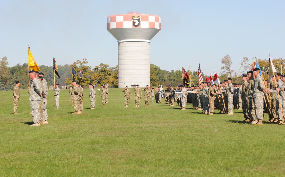 ‘Bastogne’ says farewell, welcomes new commander