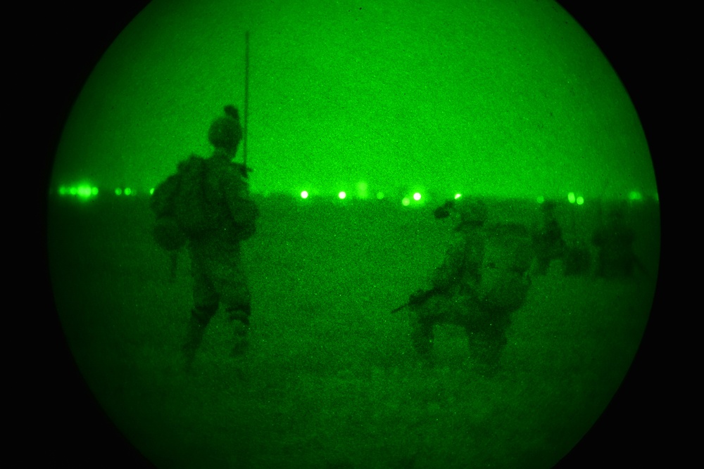Night Airborne Operation, Dec. 1, 2015