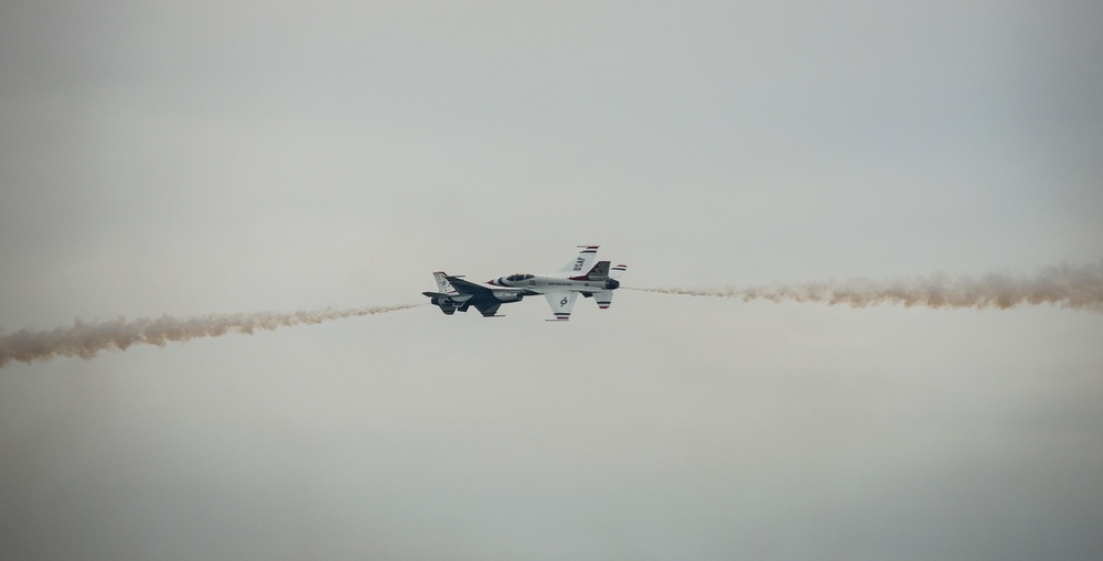 Niagara Falls Air Reserve Station hosts air show