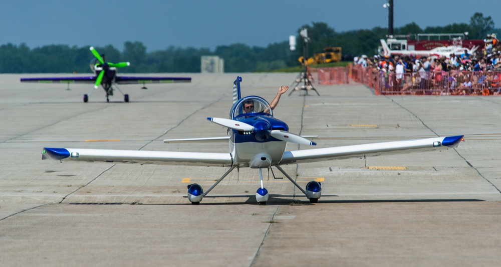 DVIDS Images Niagara Falls Air Reserve Station hosts air show