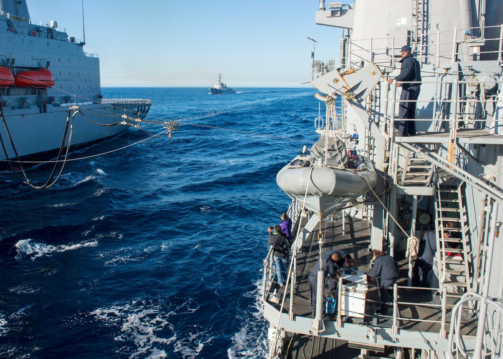 USS Princeton replenishment