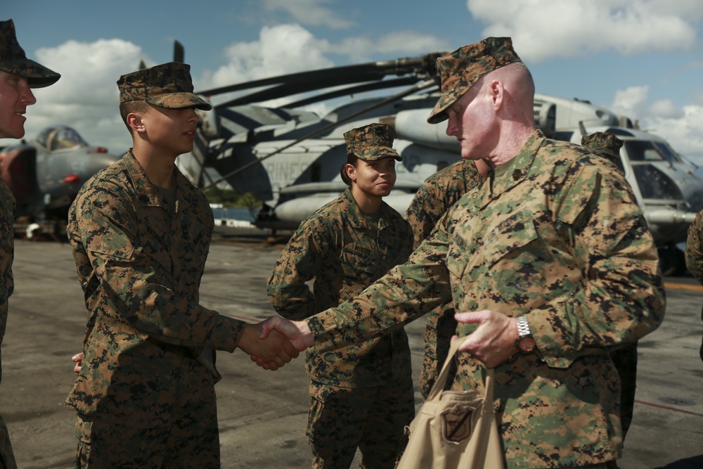 U.S. Marine Corps Forces, Pacific Commander and Sergeant Major speak with 15th MEU