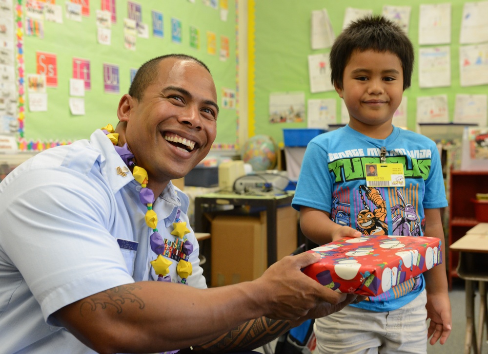 Coast Guard partners with Kuhio Elementary School to provide holiday cheer