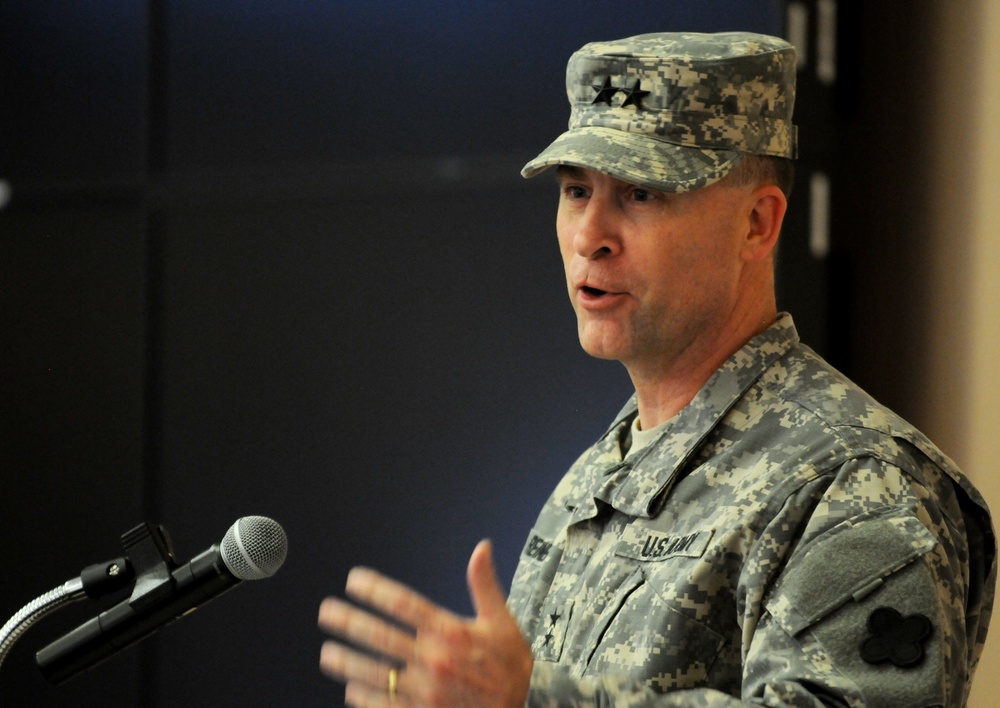 Reinert takes command of the 88th RSC