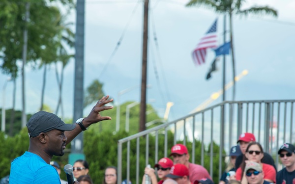 MLB players interact with military members and their families