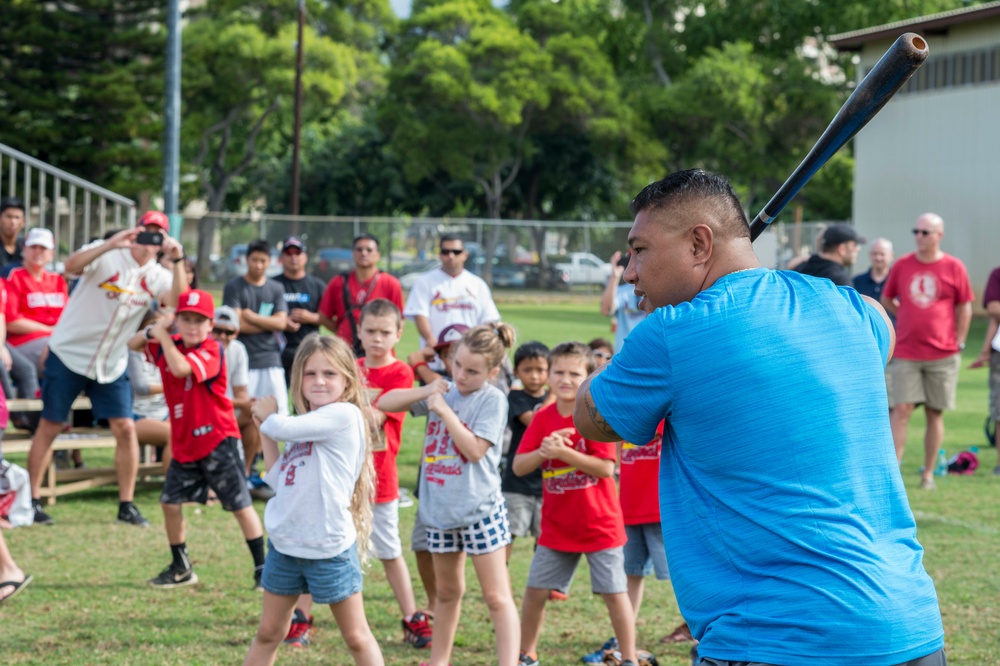 DVIDS - Images - MLB players interact with military members and their  families [Image 6 of 13]