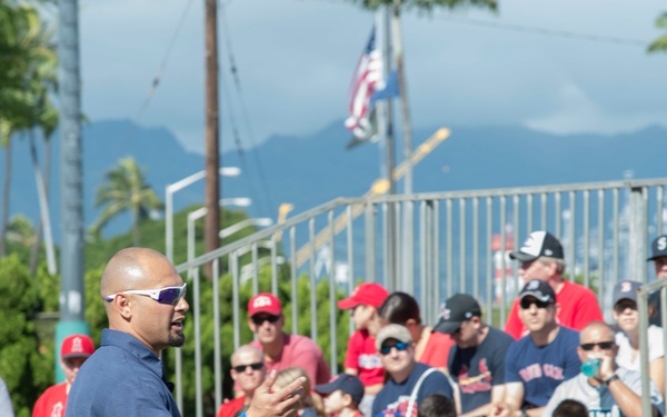 MLB players interact with military members and their families
