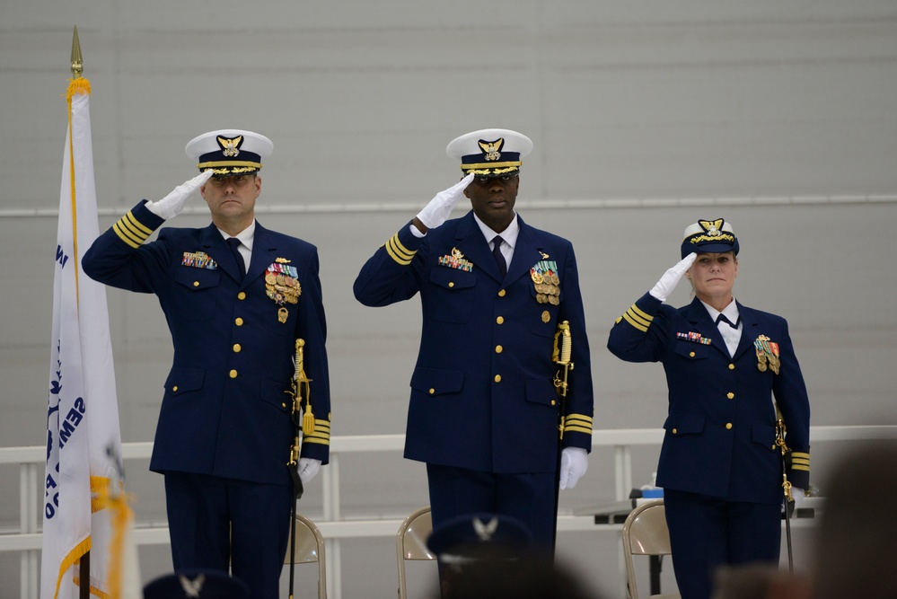 Coast Guard Port Security Unit 308 transfers command