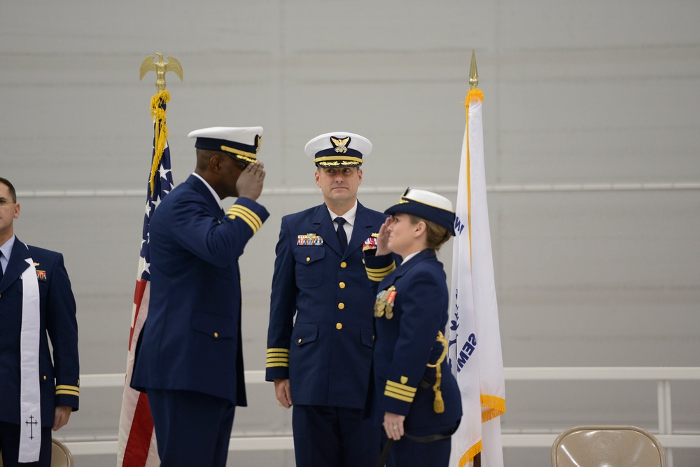 Coast Guard Port Security Unit 308 transfers command