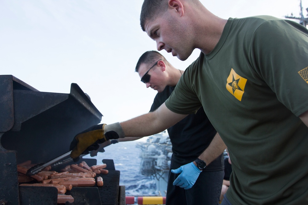 Morale stays high aboard USS Kearsarge during steel beach event