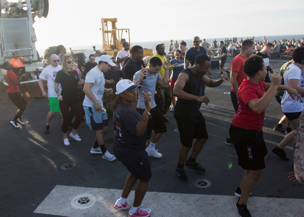 Morale stays high aboard USS Kearsarge during steel beach event