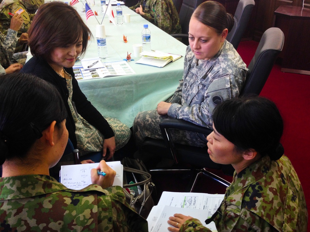 Japanese, American female service members discuss challenges, opportunities of serving