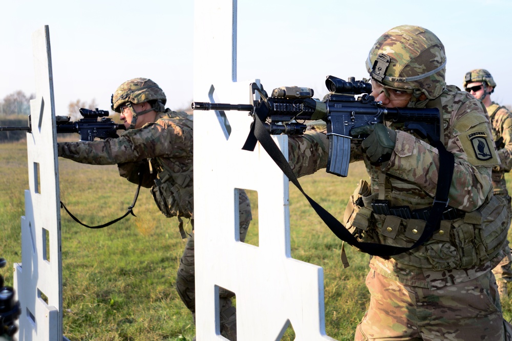 Foce Reno paratrooper training