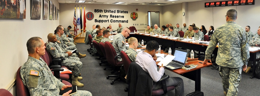 Army Reserve unit conducts First Army XO briefing for post Boldshift operations