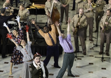 The United States Air Force Band surprises commuters at Union Station
