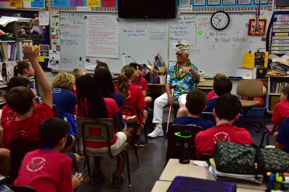 Pearl Harbor survivors talk with students